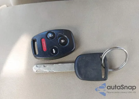 2009 Honda Accord 2.4 Lx from USA, damaged, VIN JHMCP26399C012700